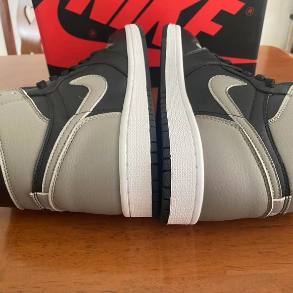 Jordan 1 Retro High Shadow size 9.5 - Picture 7 of 9